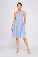 LACE DETAILS WASH TEXTURED WOVEN FITTED DRESS