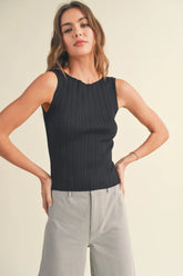 RIBBED KNITTED TOP