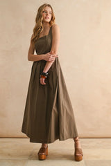 STITCH FRONT PLEATED DETAIL DRESS