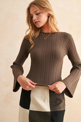 RIBBED LONG SLEEVE KNITTED TOP